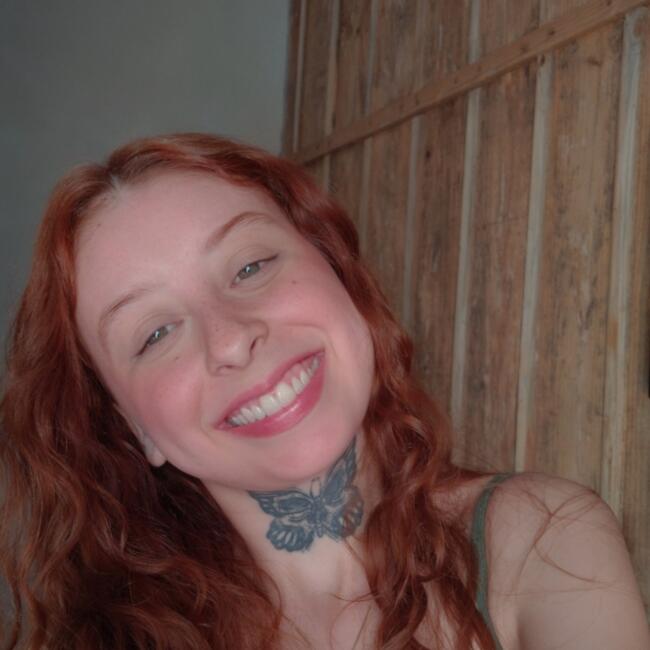 Babá em Joinville: Flávia