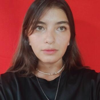 Babysitter Cochabamba: NICOLE ALINA