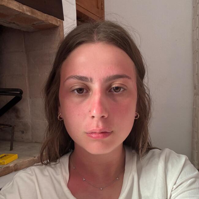 Babysitter in Montevideo: Anouk