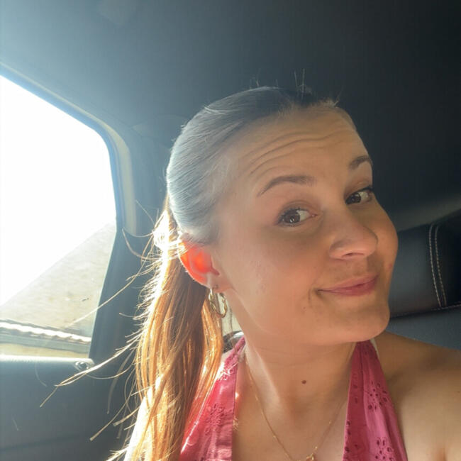 Babysitter in Thaims: Angele