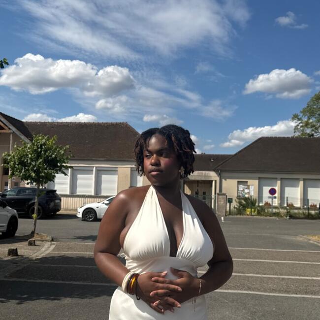 Babysitter in Ivry-sur-Seine: Meranha