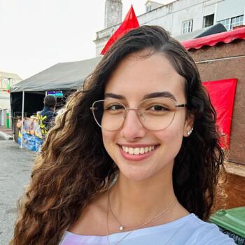 Babysitter Seixal: Júlia Ventura