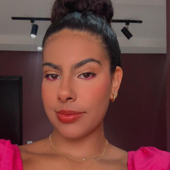 Babysitter in Campinas: Larissa