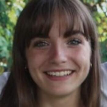 Babysitter in Orgères: Enora