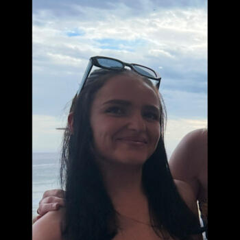 Babysitter in Cessnock: Madi