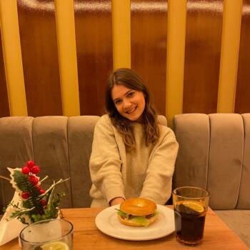 Babysitter in Nantes: Elodie