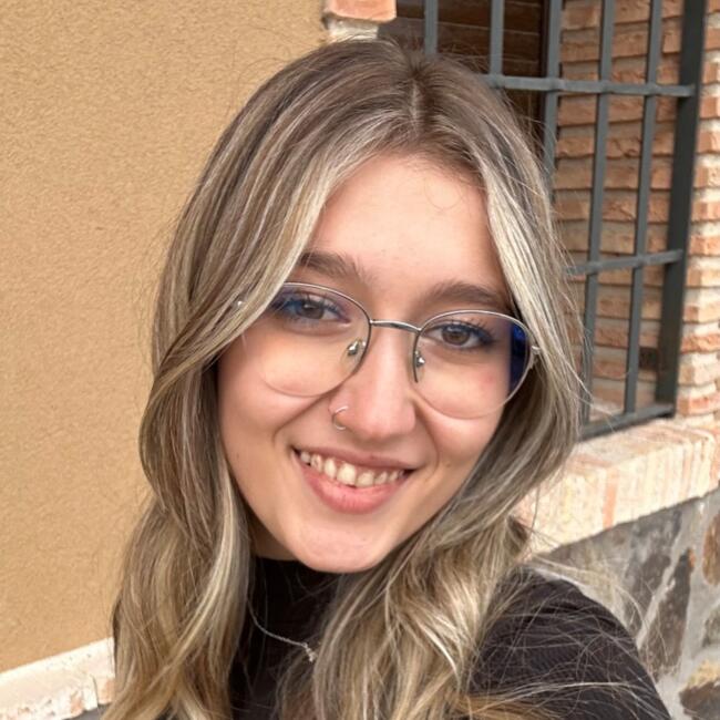 Canguro en Navalmoral de la Mata: Claudia