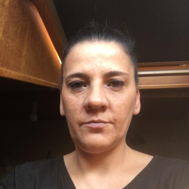 Babysitter in Saint-Trivier-de-Courtes: Sibel