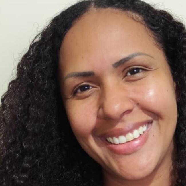 Babá em Balneário Camboriú: Talita