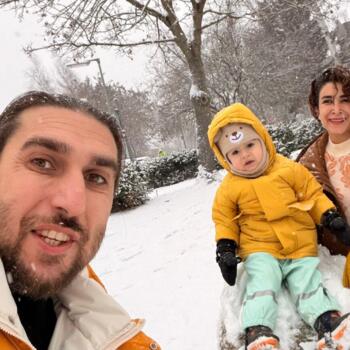 Babysitter Job in Berlin: Babysitter Job Mozhde