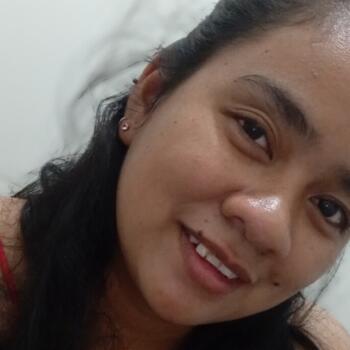 Babysitter in Angeles City: Kricia