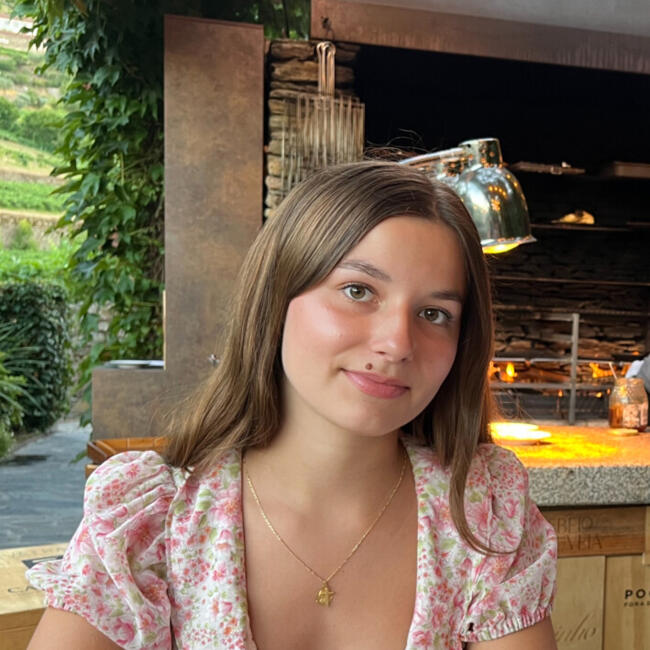 Babysitter in Paris: Marie