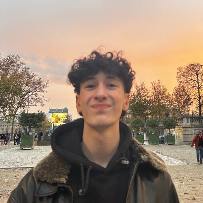 Babysitter in London: Zachary