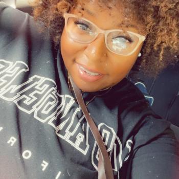 Babysitter in Baton Rouge: Desiree