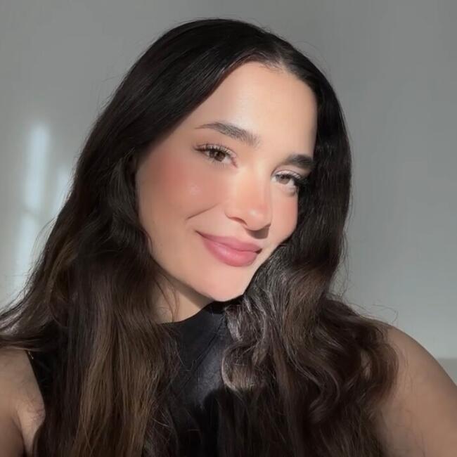 Babysitter in Genf: Alanis Lola