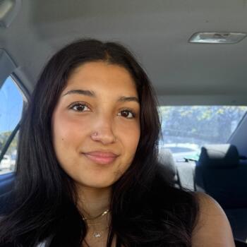 Babysitter in Gold Coast: Aleah