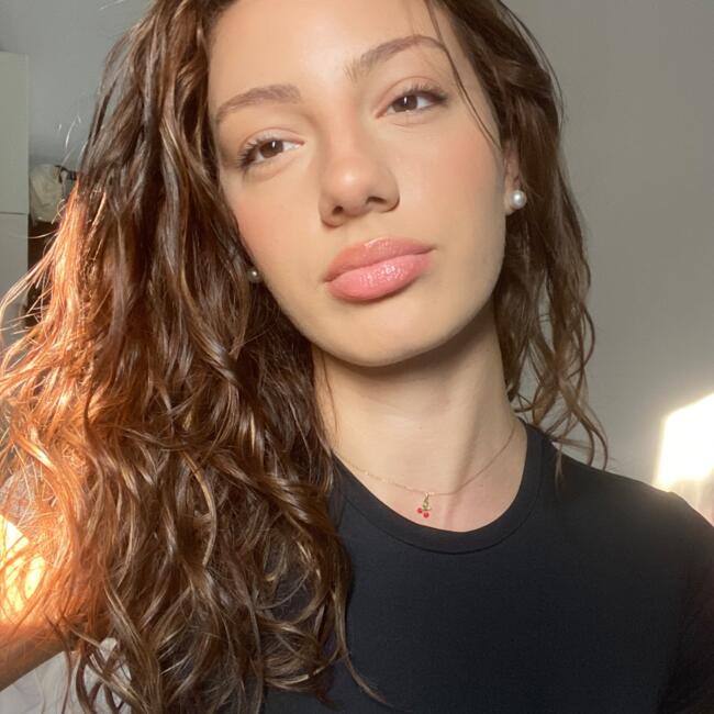 Babysitter in Nantes: Louise