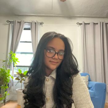 Babysitter in New York: Irangelys