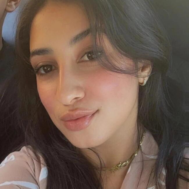 Nanny in Roissy-en-France: Hakima