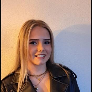 Babysitter in Enschede: Lynn
