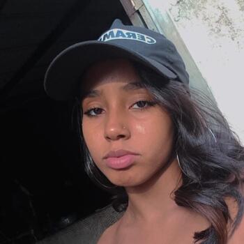 Babysitter in Uberlândia: Jamilly