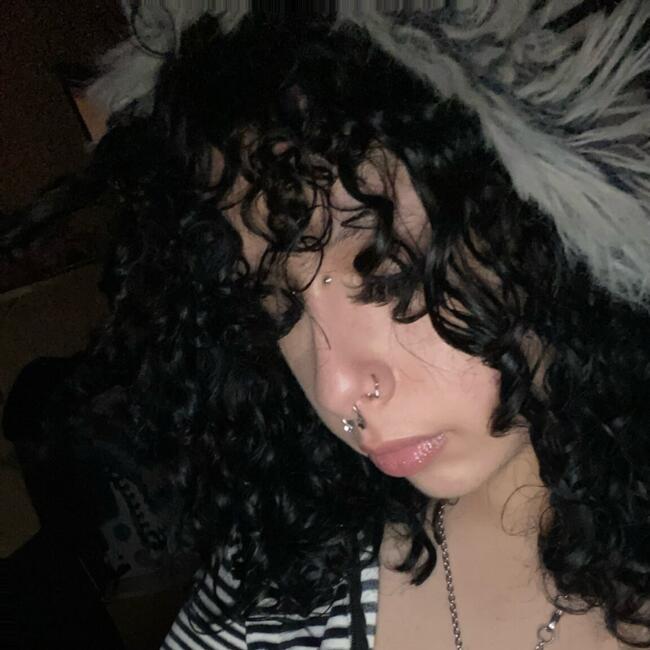 Babysitter in São José dos Campos: Yara