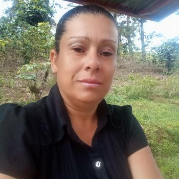 Babysitter in Turrialba: Laura