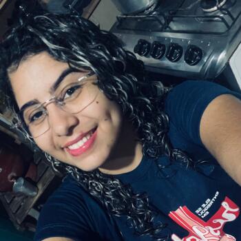 Babysitter in Teresina: Bruna