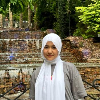 Babysitter in Jeonju: Madina