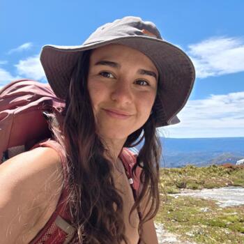 Babysitter in Hobart: Paula