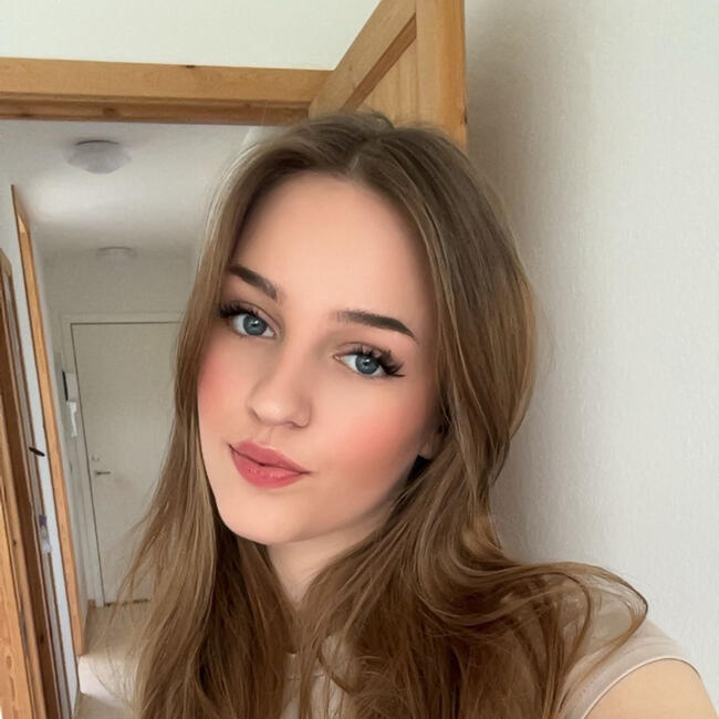 Babysitter i Grenaa: Nikita