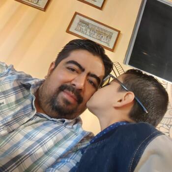 Babysitting job in San Bernardino Tlaxcalancingo: babysitting job Eduardo