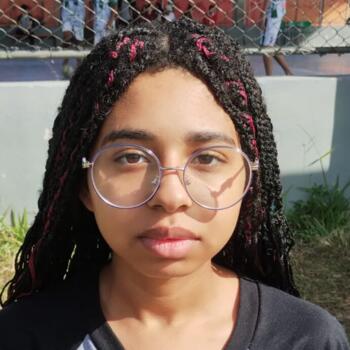 Babysitter Votorantim: Larissa