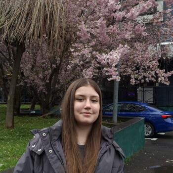 Bonă în Ciobanu: Gabriela Copilau