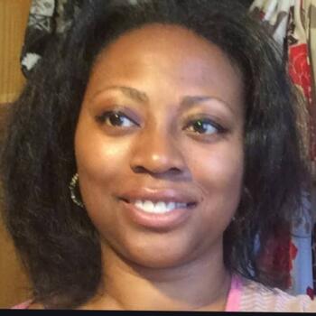 Nanny in Alexandria: Natasha