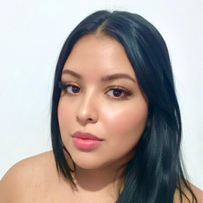 Babysitter in São Luís: Caroline