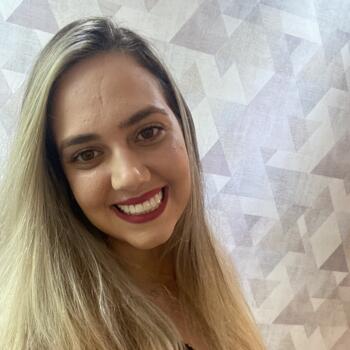 Emprego de babá em Águas Claras: emprego de babá Camila