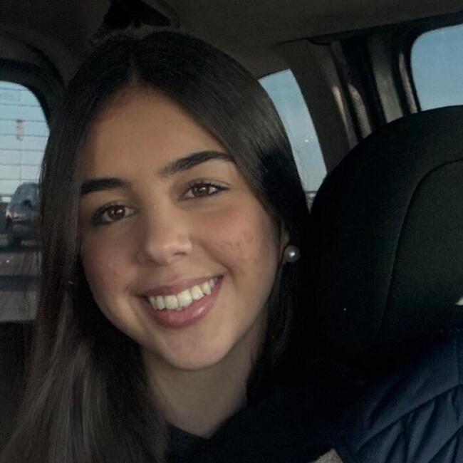 Babysitter in Sant Cugat del Vallès: Carla
