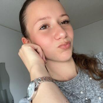 Babysitter in Rochefort: Noéline