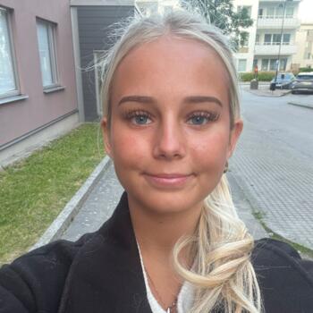 Babysitter Linköping: Mira