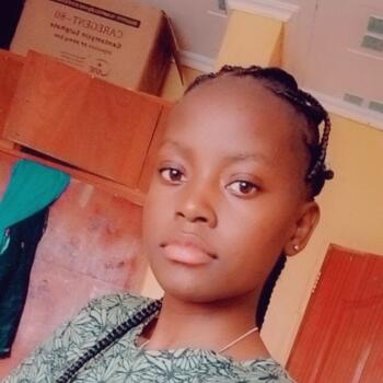 Babysitter Nairobi: Velma