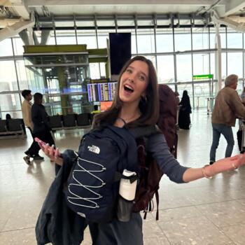 Babysitter in Bracknell: Olivia