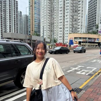 Babysitter in Singapore Island: Sarah