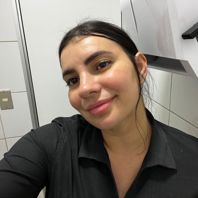 Babysitter in Macul: Yanisleydi