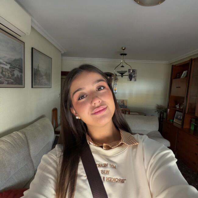 Canguro en Nules: Marina