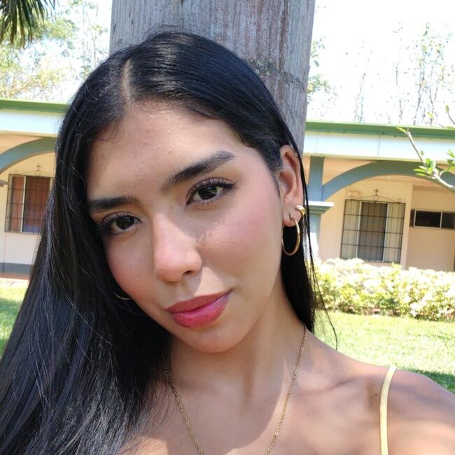 Babysitter in Macacona: Tarsis