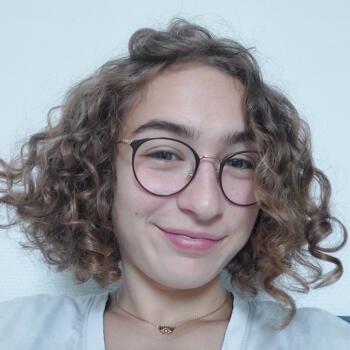 Babysitter in Dijon: Eloïse