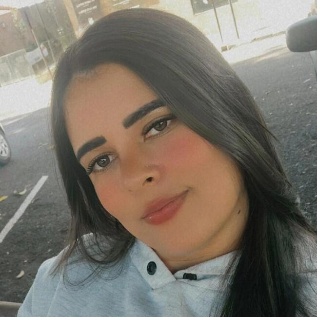 Babysitter in Ituiutaba: Eduarda