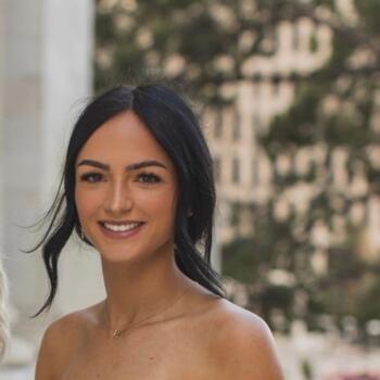 Babysitter Aurora: Kaeleigh