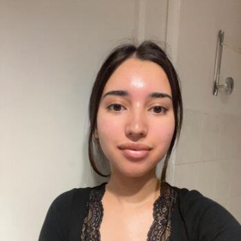 Babysitter in Courbevoie: Valeria